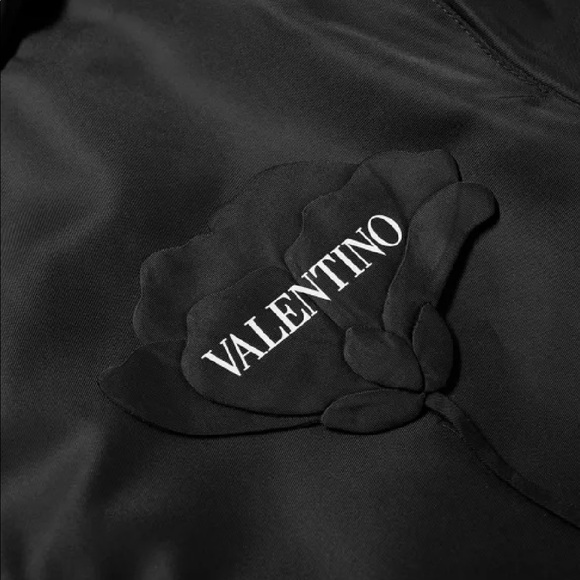 VALENTINO MENS LOGO NYLON WINDBREAKER SIZE 50/L - Picture 5 of 11